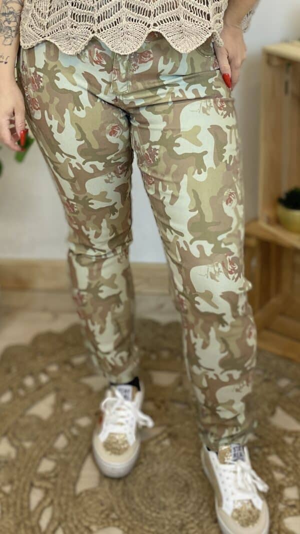 Pantalon imprimé camouflage  reversible uni  coupe slim